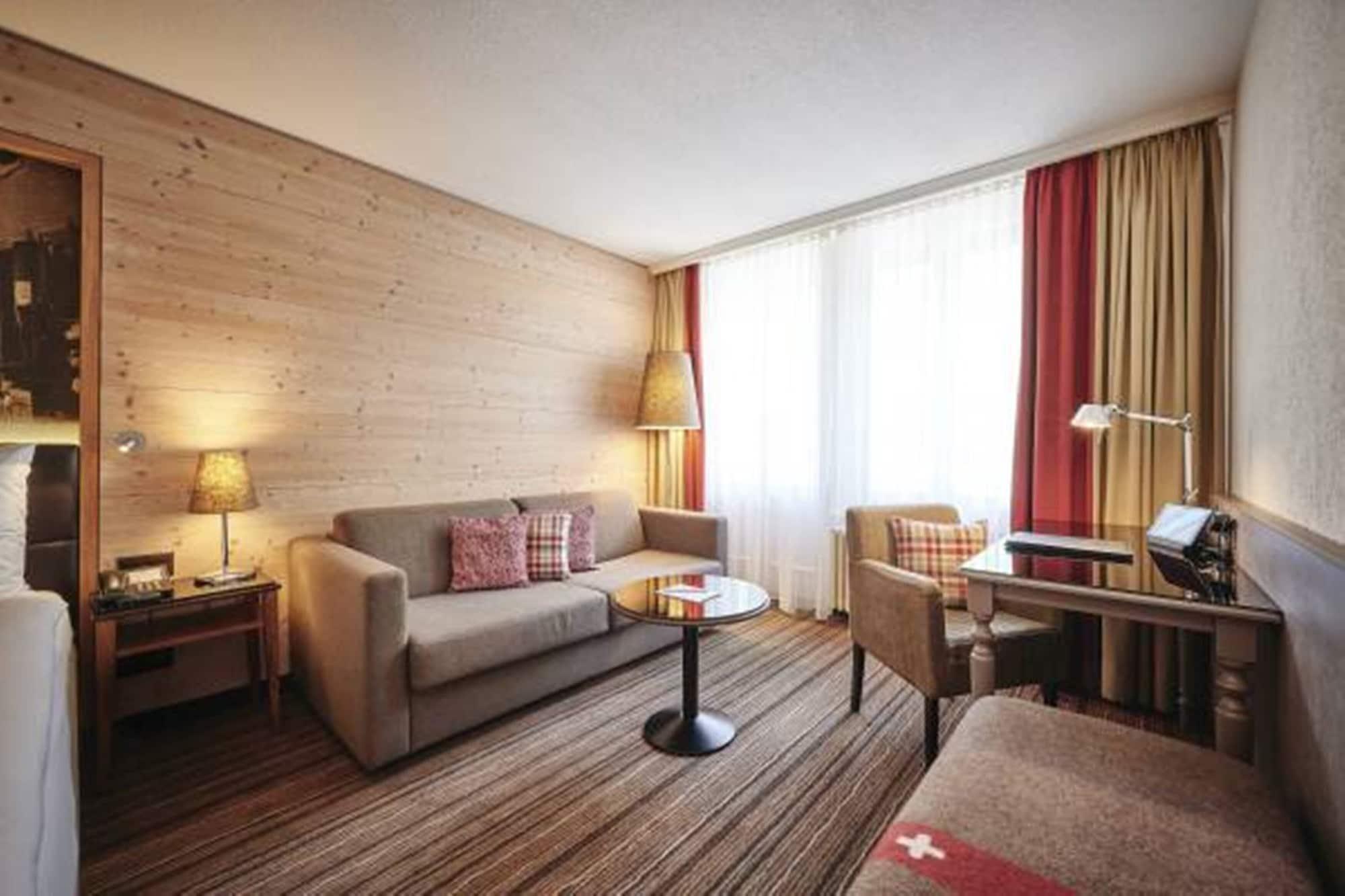 Hotel Інтерлакен Екстер'єр фото